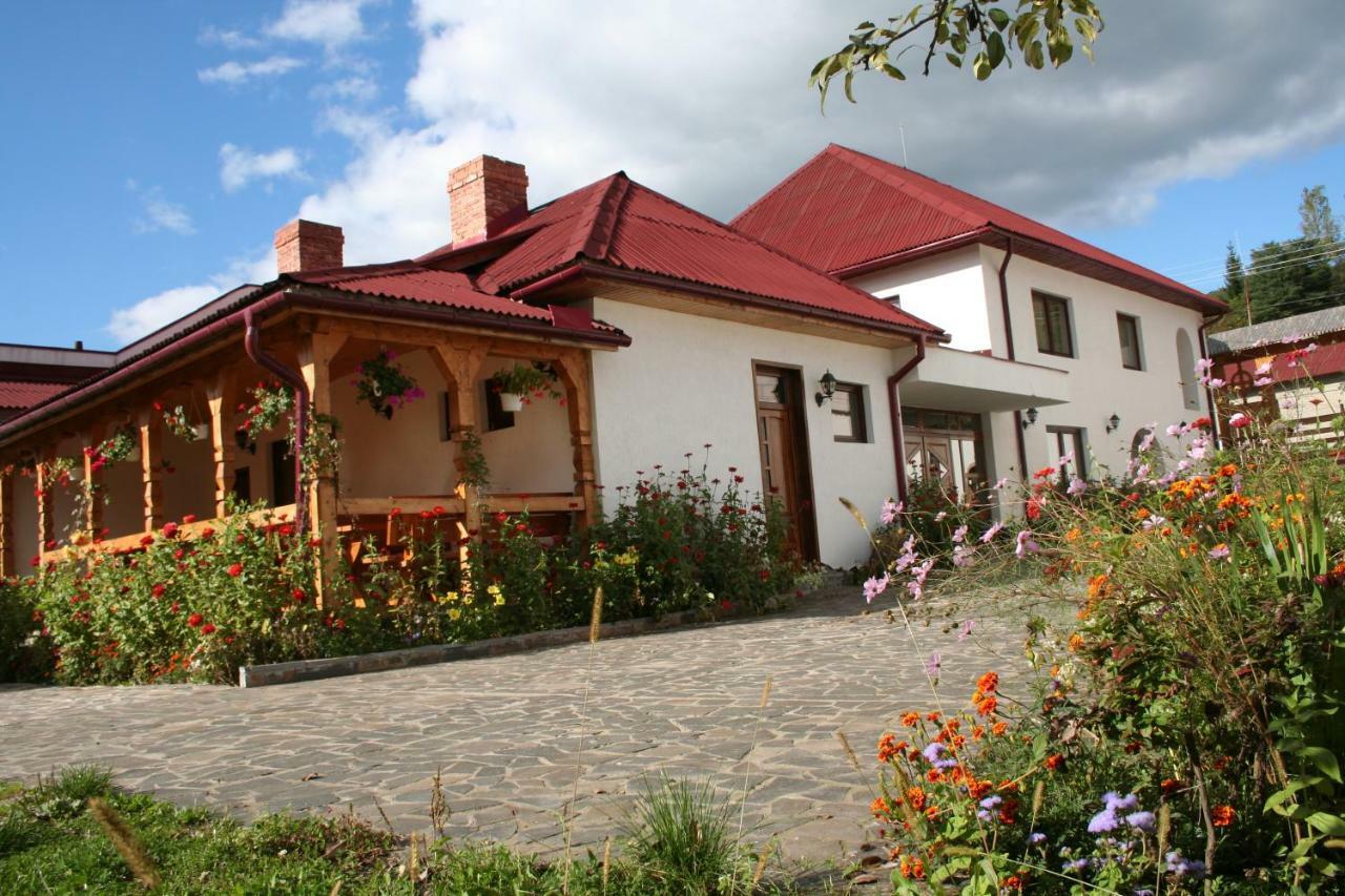 Cabana Iza Hotel Bîrsana Eksteriør billede